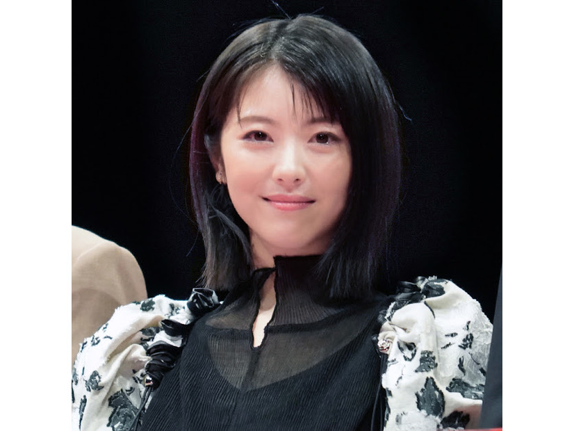 浜辺美波、高校入学時に“直感的”に決めた上京エピソード「不安が一切なかった」