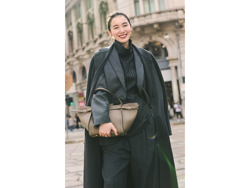 飯豊まりえ（画像提供：小学館）