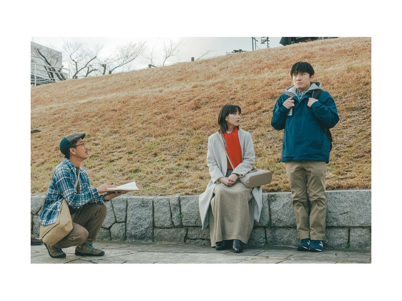 （中央）のん、安田章大「平行と垂直」場面写真（C）2026「平行と垂直」製作委員会