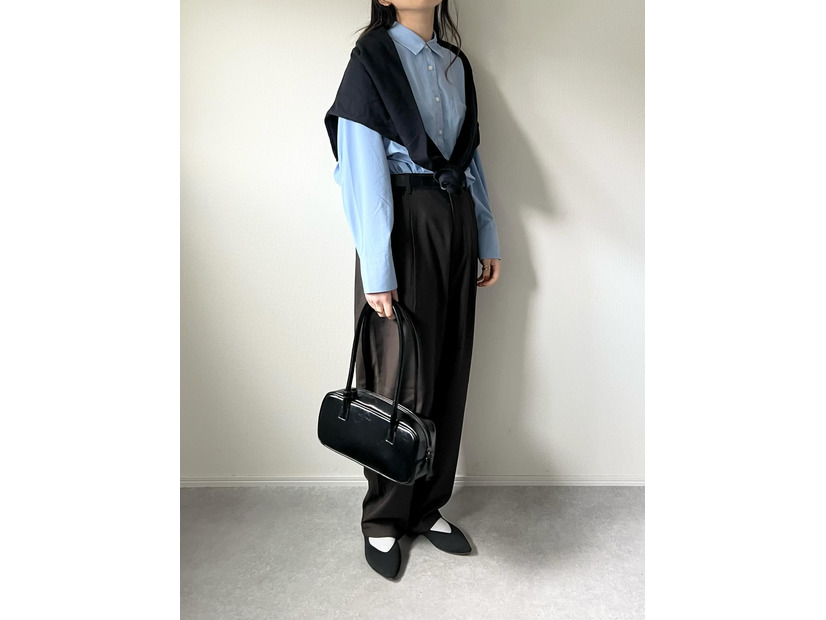 冬→春スイッチの参考になる【GU＆ユニクロ】コーデ。シンプルを格上げする大人のレイヤード術