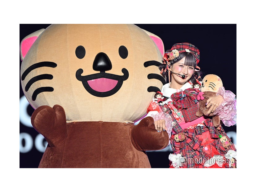 らこぽん、しなこ（C）モデルプレス