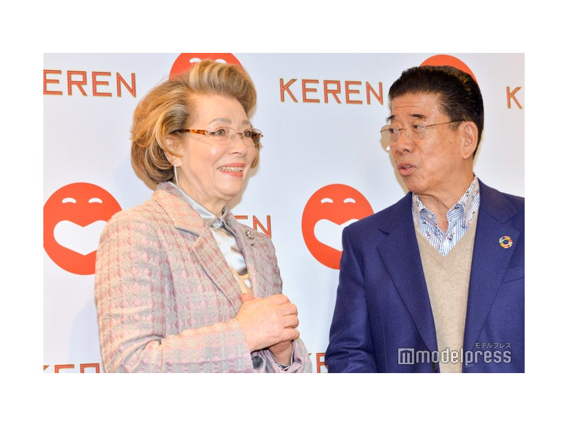 西川ヘレン、西川きよし（C）モデルプレス