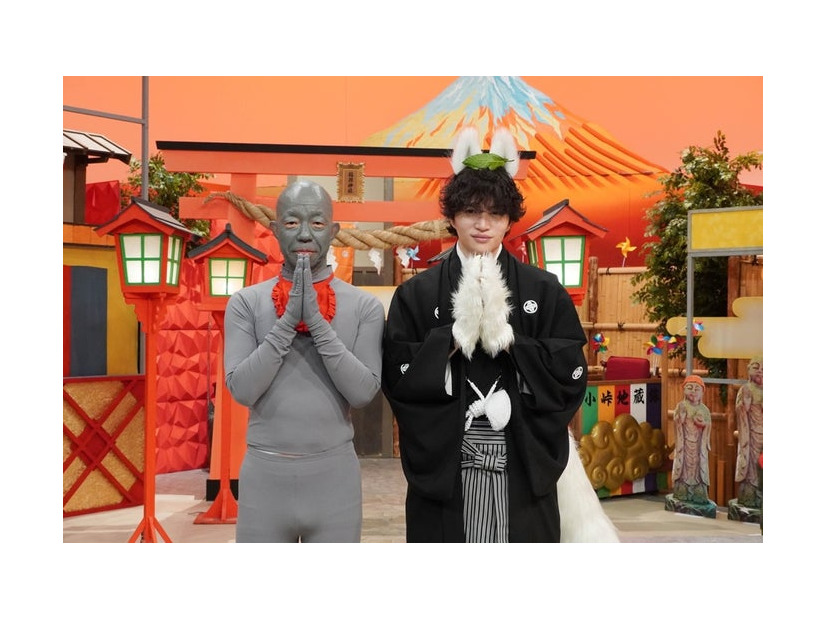 小峠英二、菊池風磨（C）テレビ東京