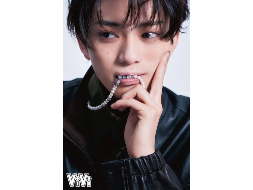 岩瀬洋志ら『ViVi』国宝級イケメンがジュエリーを纏う！きらめきあふれる美麗SHOT披露