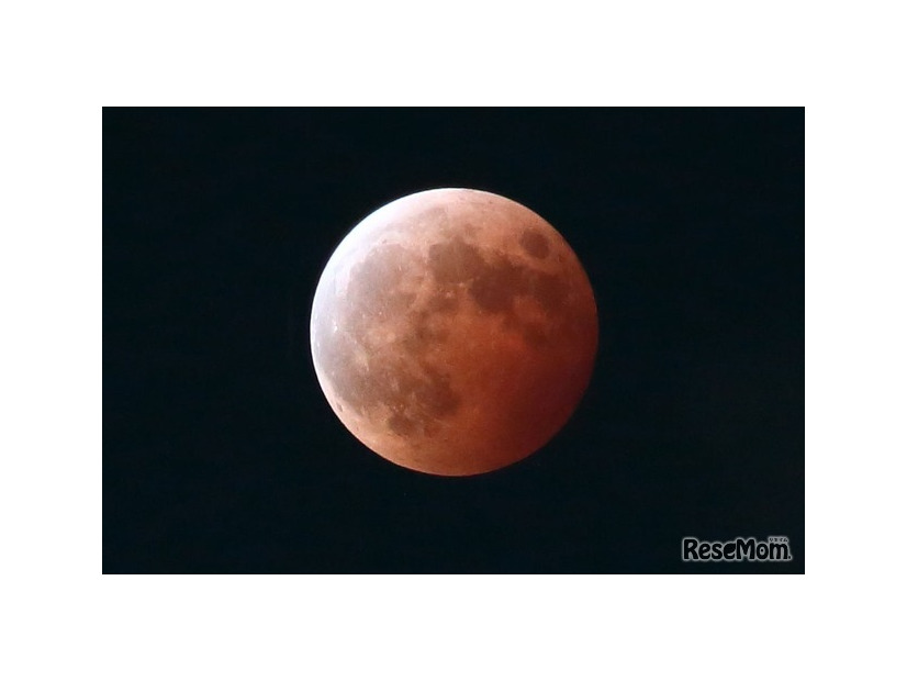 皆既月食の様子