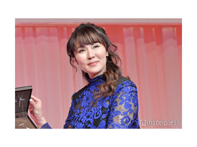 浅野ゆう子（C）モデルプレス