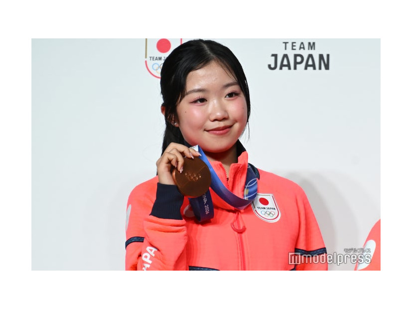 「第25回オリンピック冬季競技大会 TEAM JAPAN 帰国時記者会見」に出席した中井亜美選手（C）モデルプレス