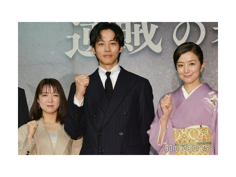 「逆賊の幕臣」出演者発表会見に登壇した上白石萌音、松坂桃李、鈴木京香（C）モデルプレス