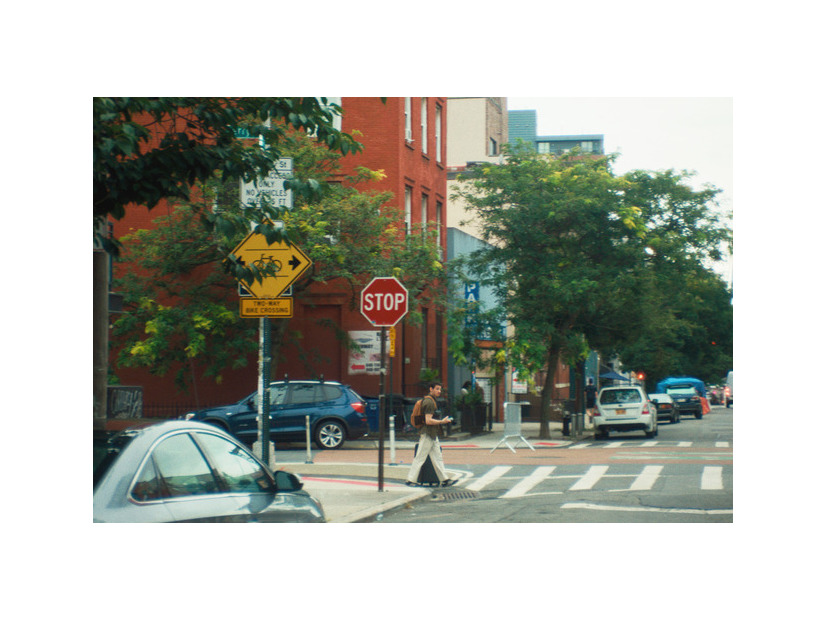 『ドランクヌードル』© 2025 Lucio Castro Inc.