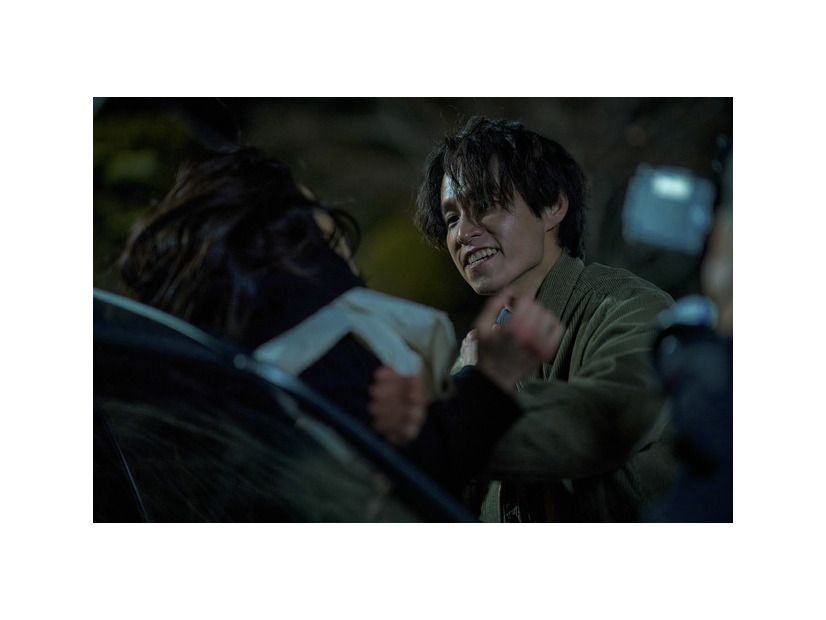 『白い車に乗った女』© 2025 SLL. & B.A. ENTERTAINMENT & BY4M STUDIO CO., Ltd.