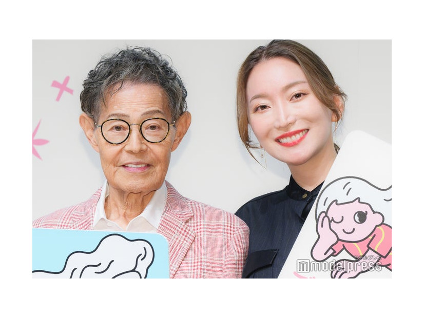 「あしたのわたしに、会おう。ご自愛市spring2026」 トークセッションに出席した加藤茶、加藤綾菜（C）モデルプレス