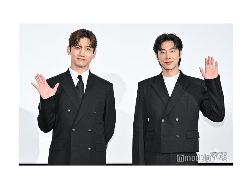 東方神起 20th Anniversary Film「IDENTITY」公開記念舞台挨拶に出席したチャンミン、ユンホ（C）モデルプレス