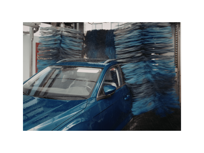 義実家で…4歳の孫「ここにも洗車場あればいいのに」祖母「用意しとこうね」→次に訪れると“まさかの完成度”に「大興奮」