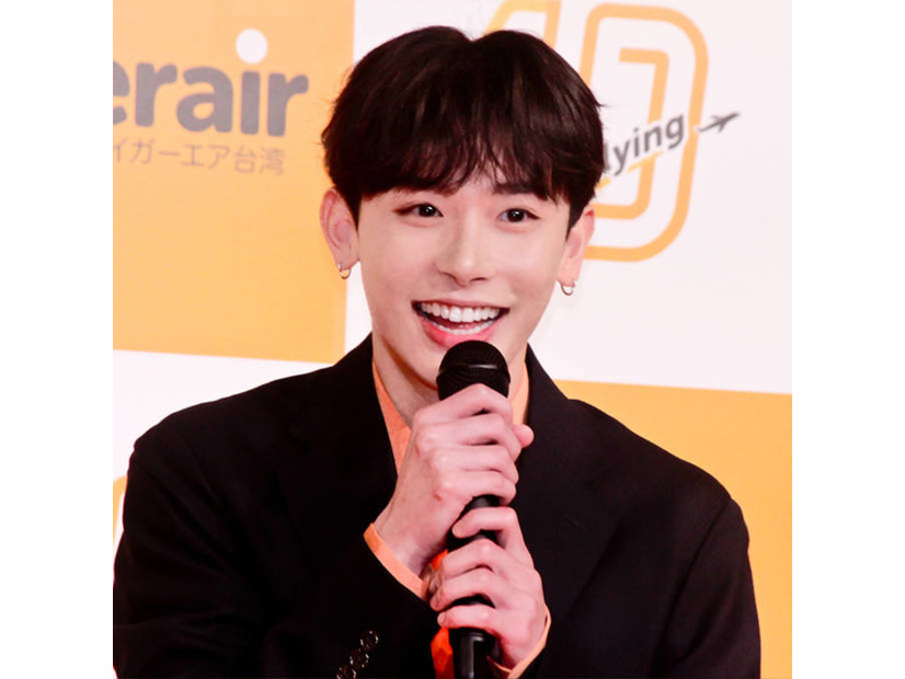 よしあき「万人の肌に合う気が」使い心地抜群！愛用の保湿美容液