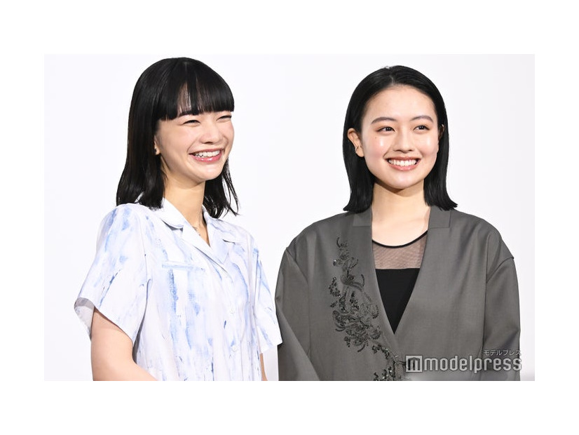 「風、薫る」第1週試写会見に出席した見上愛、上坂樹里（C）モデルプレス