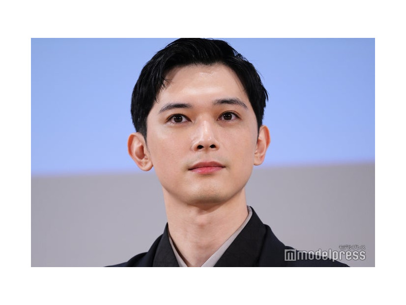 吉沢亮（C）モデルプレス