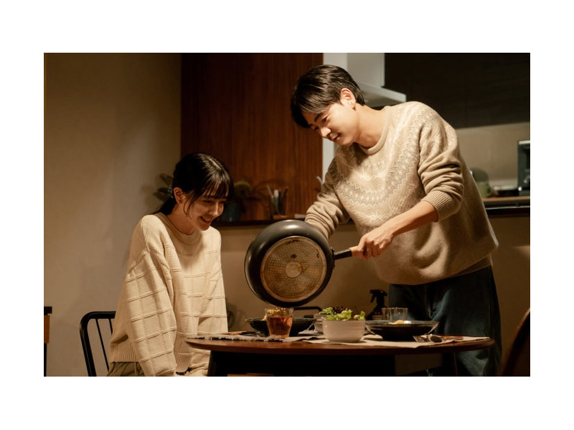 久保史緒里、成田凌「冬のなんかさ、春のなんかね」第9話（C）日本テレビ