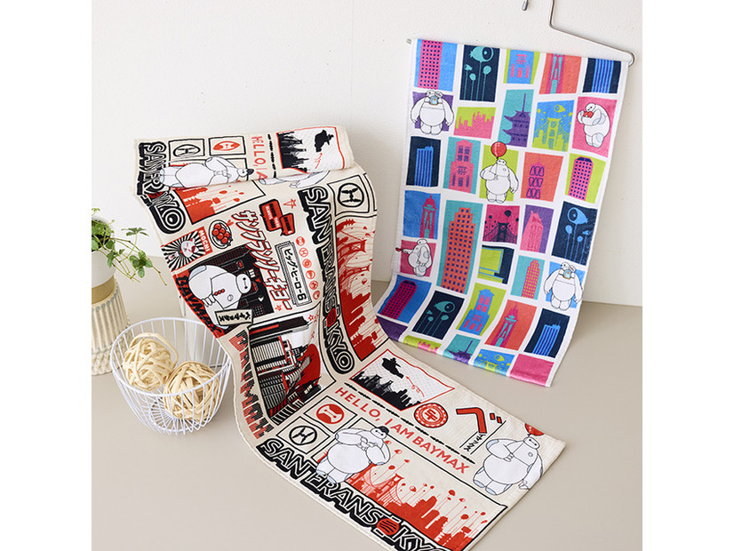 プリントタオル 価格／1,690円（税込）© Disney