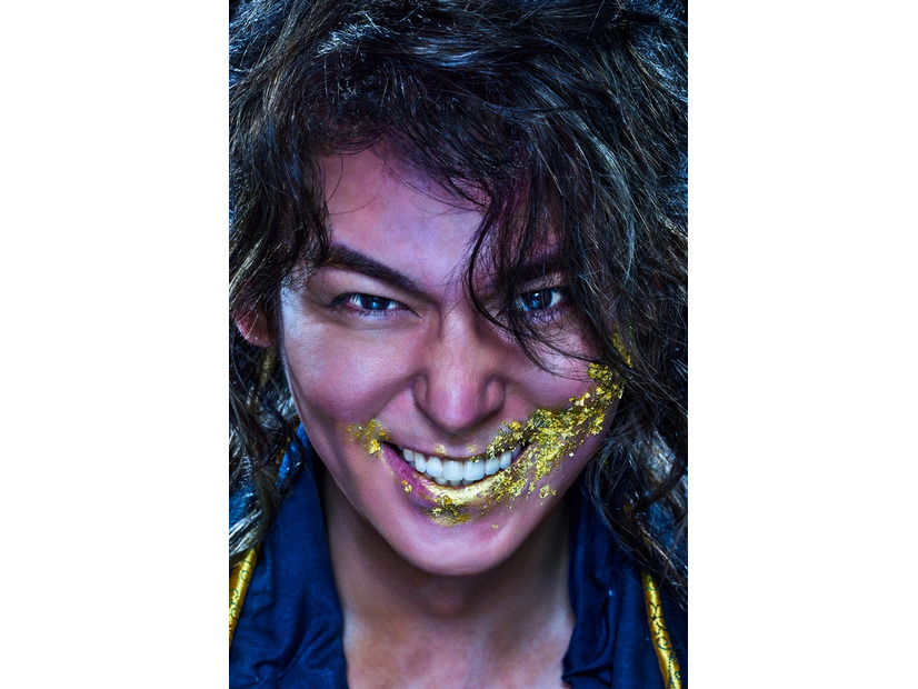 小瀧望「うま－馬に乗ってこの世の外へ－」メインビジュアル（提供写真）