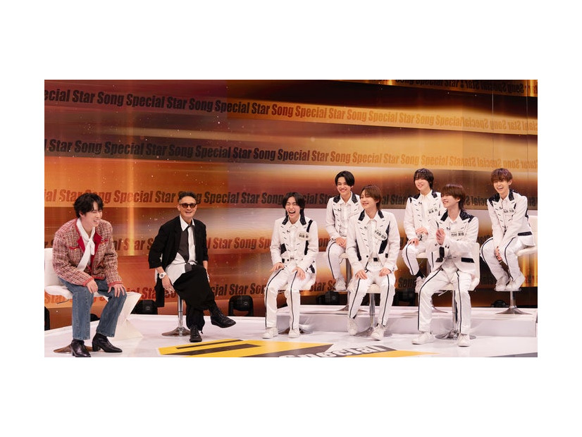 宮舘涼太、松岡昌宏、阿達慶、鍋田大成、千井野空翔、末永光、竹村実悟、浅井乃我（C）Storm Labels Inc.