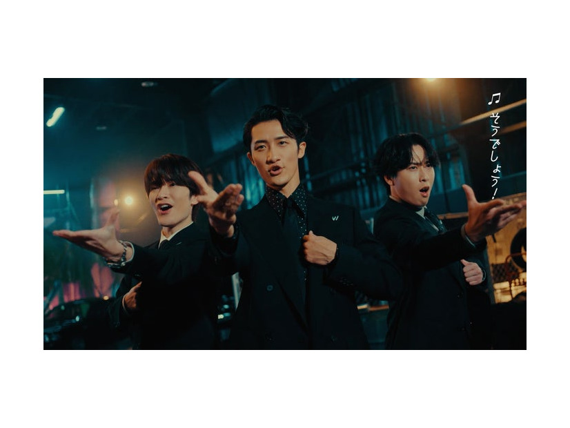 深澤辰哉・宮舘涼太・岩本照「WAVEワンデー ユープラス 乱視用」新CM（提供写真）