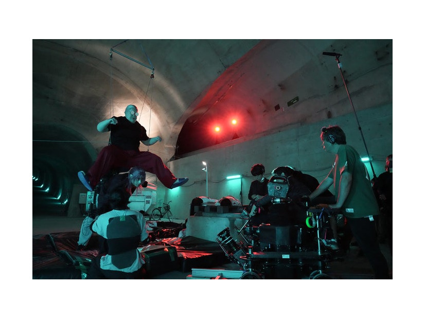 目黒蓮（C）鈴木祐斗／集英社　（C）2026映画「SAKAMOTO DAYS」製作委員会