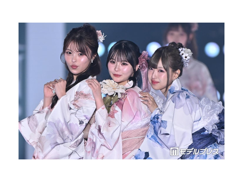 （左から）おさき、さくら、MINAMI（C）モデルプレス