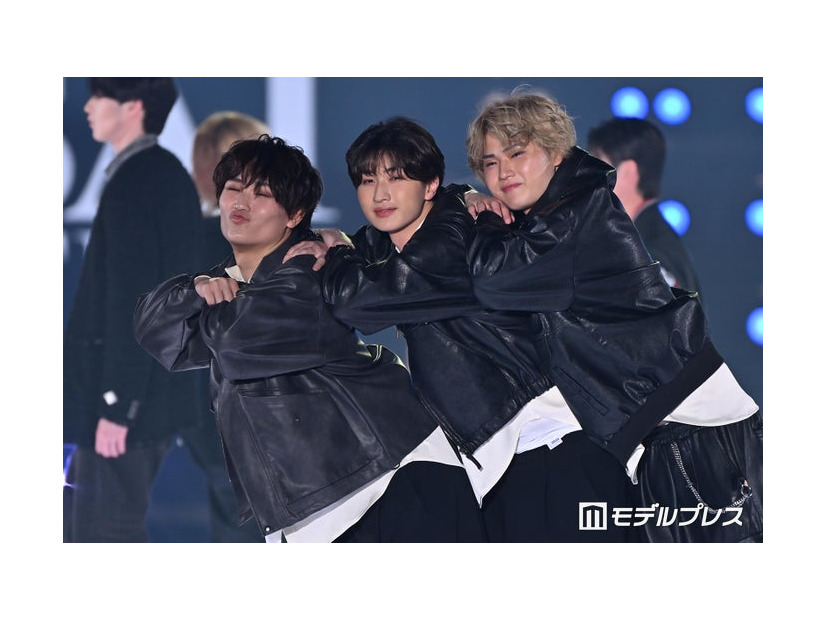 しょう、すず、こう／すずしょうと（C）モデルプレス