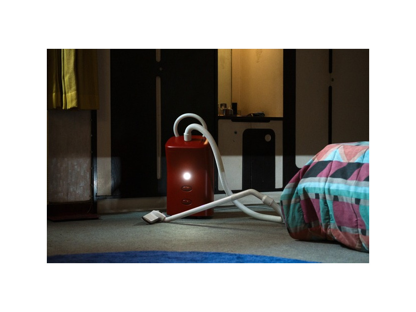 『ユースフル・ゴースト』© 2025 185 FILMS, HAUT LES MAINS, MOMO FILM CO.