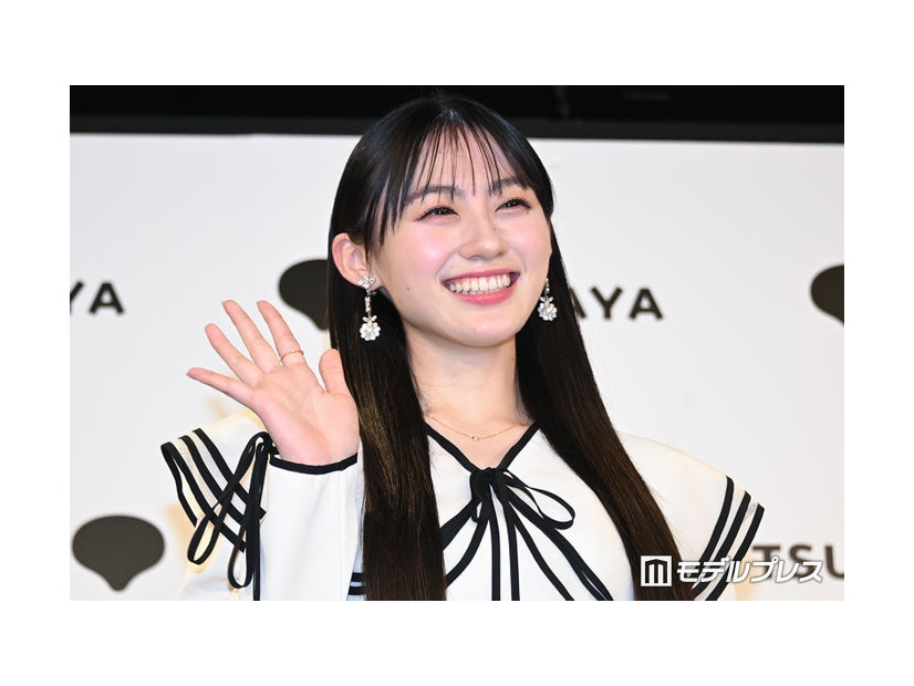 1st写真集「エチュード」発売記念記者会見に出席した川崎桜（C）モデルプレス