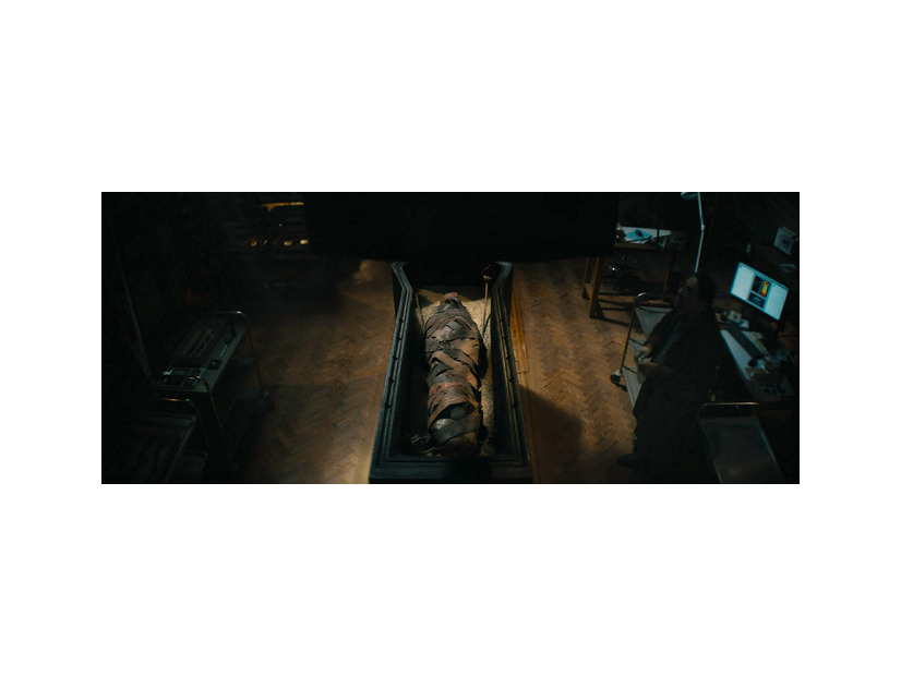 『THE MUMMY／ザ・マミー 棺の中の少女』©2026 Warner Bros. Ent. All rights reserved