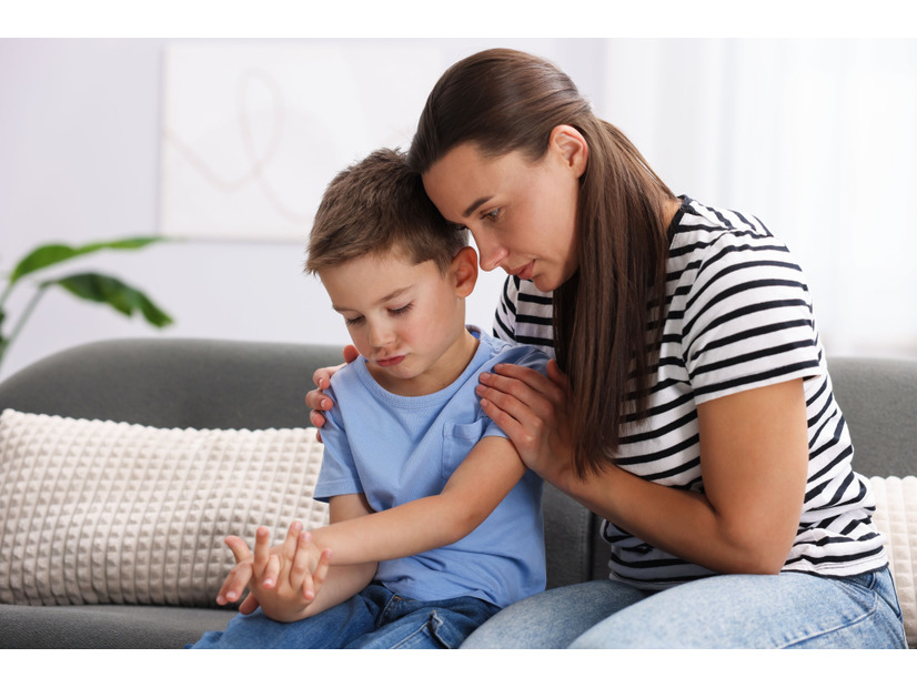 自分の高級時計は「即買い」するのに、子どもの塾代はケチる夫。「男の見栄」による経済DVで家庭が壊れるまでの顛末は