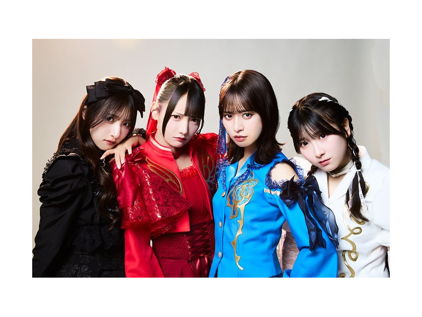 蟹沢萌子、鈴木瞳美、冨田菜々風、櫻井もも（C）日本テレビ