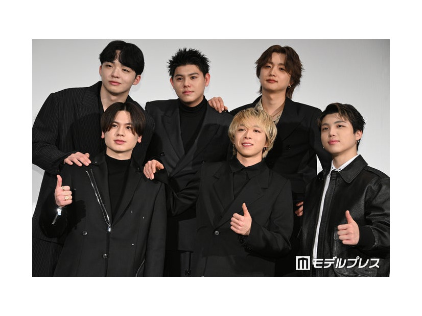 BE:FIRST／（上段左から）RYUHEI（リュウヘイ）、LEO（レオ）、JUNON（ジュノン）（下段左から）MANATO（マナト）、SOTA（ソウタ）、SHUNTO（シュント）（C）モデルプレス