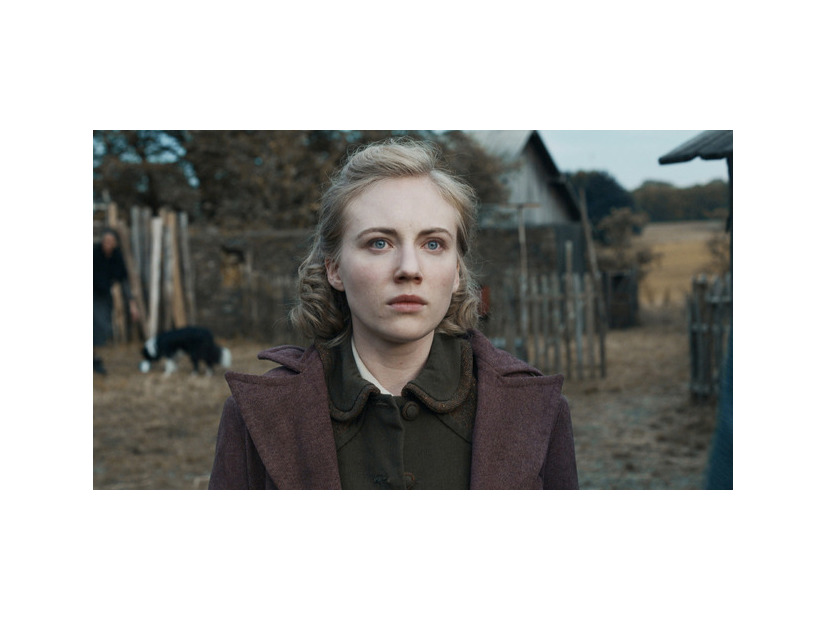 『ヒトラーの毒見役』©2025 Lumière & Co. / Tarantula / Tellfilm / Vision Distribution