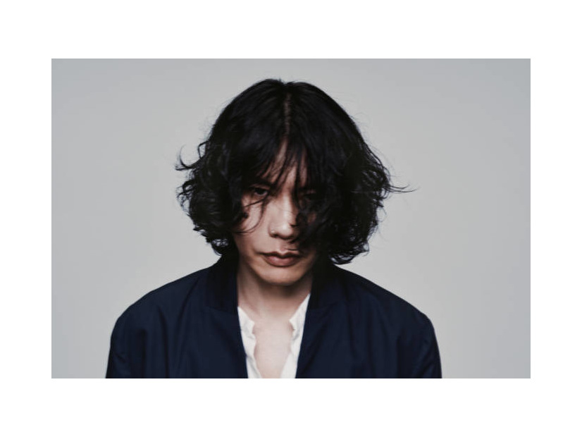 米津玄師、新曲「夜鷹」が映画『キングダム 魂の決戦』主題歌に決定。最新予告映像に絶賛の声