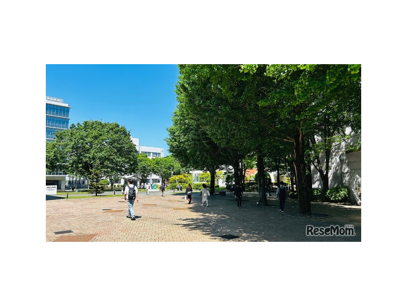 東京工芸大学工学部 厚木キャンパスのようす