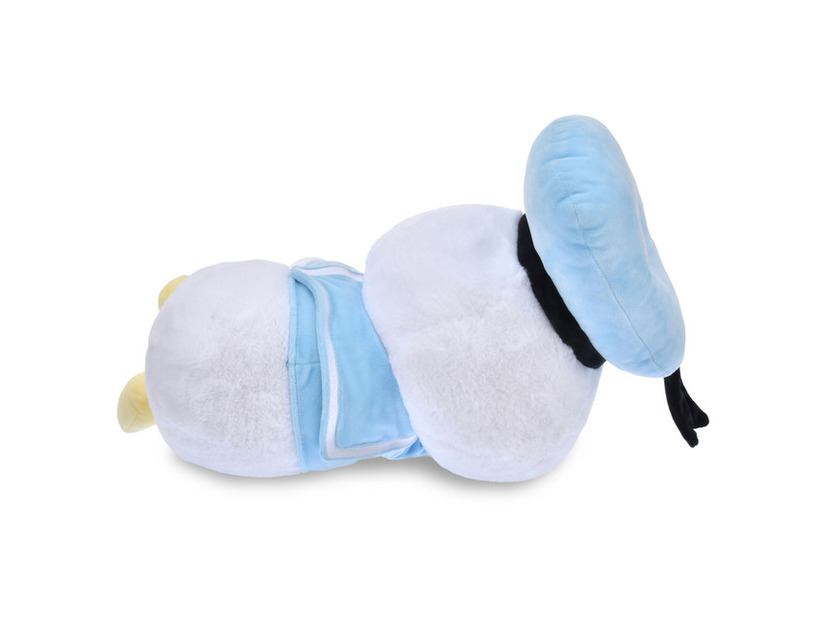 ぬいぐるみ　4800円「DONALD BIRTHDAY 2026」© Disney