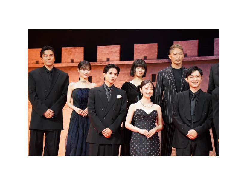 吉沢亮　橋本環奈　志尊淳　蒔田彩珠　山下美月　要潤　玉木宏