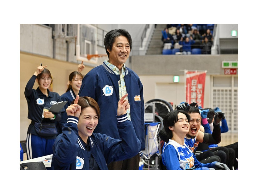 吉瀬美智子、堤真一、越山敬達「ＧＩＦＴ」第9話（C）TBS