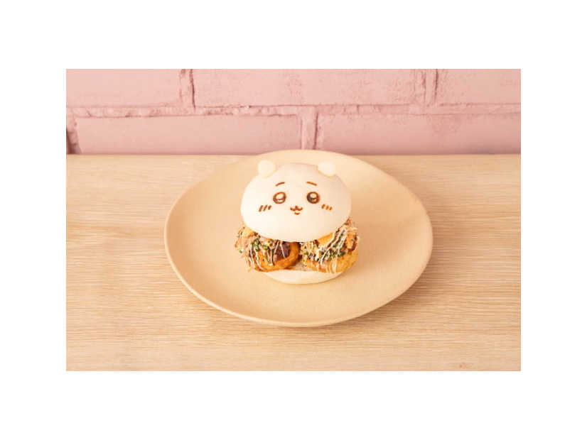 【大阪限定】ちいかわたこせんバーガー／「ちいかわベーカリー OSAKA」©nagano