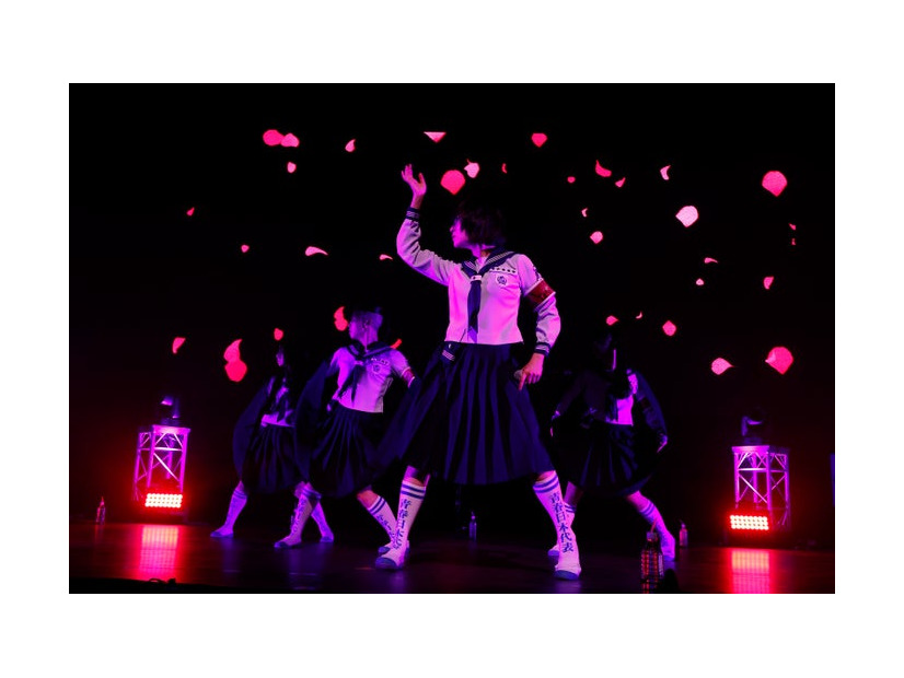 新しい学校のリーダーズ／山内洋枝（PROGRESS-M）、Chie Kato（CAPS）