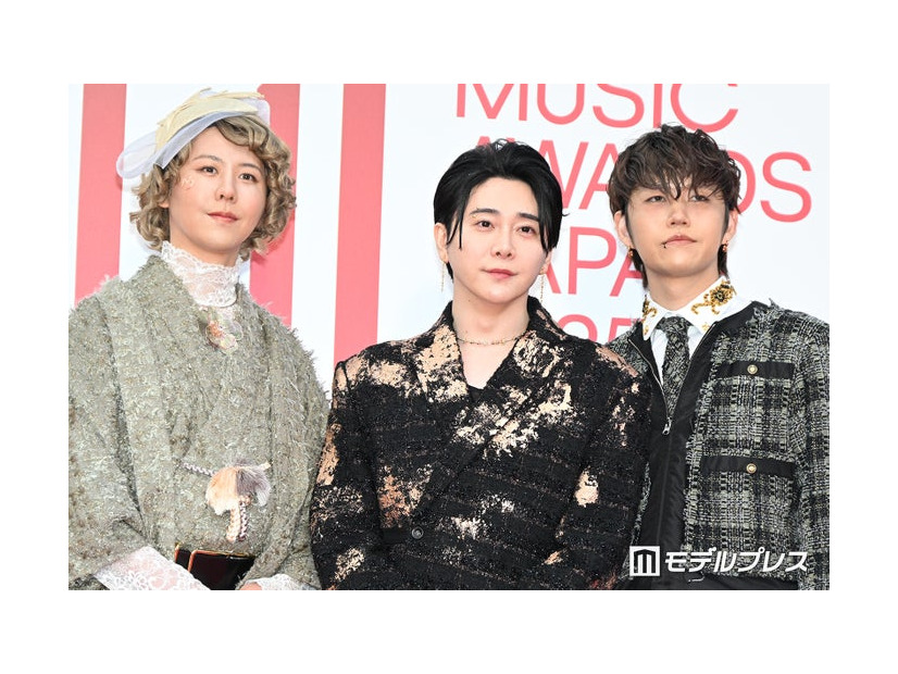 Mrs. GREEN APPLE「MAJ」2025年出演の様子（C）モデルプレス
