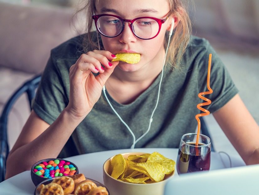 「スナック菓子」を食べるなら、こんな商品を選んで！ストレス緩和におすすめなお菓子の選び方・食べ方を、科学・心理学の視点で解説