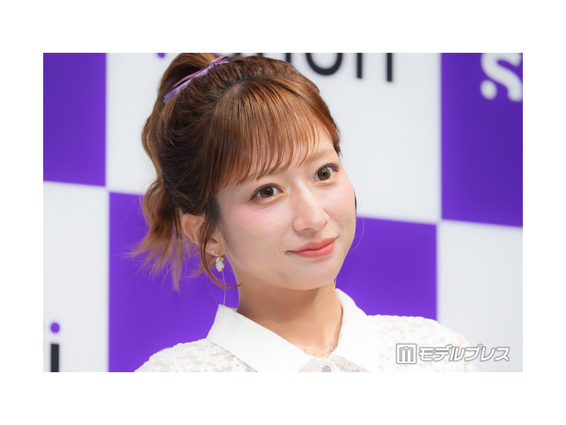 「小児アトピー性皮膚炎セミナー」に登場した辻希美（C）モデルプレス