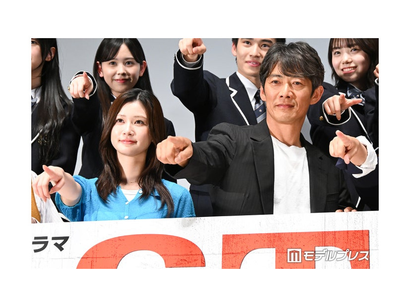 「GTO」制作発表会見に出席した生見愛瑠、反町隆史（C）モデルプレス