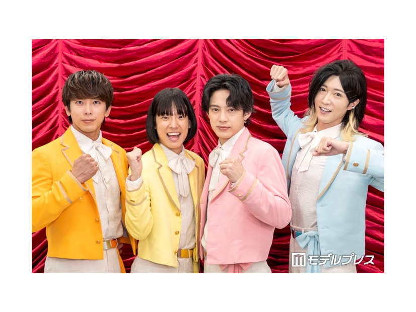 「冠モナキ」囲み取材会に登場したじん、おヨネ、ケンケン、サカイJr.／モナキ（C）モデルプレス