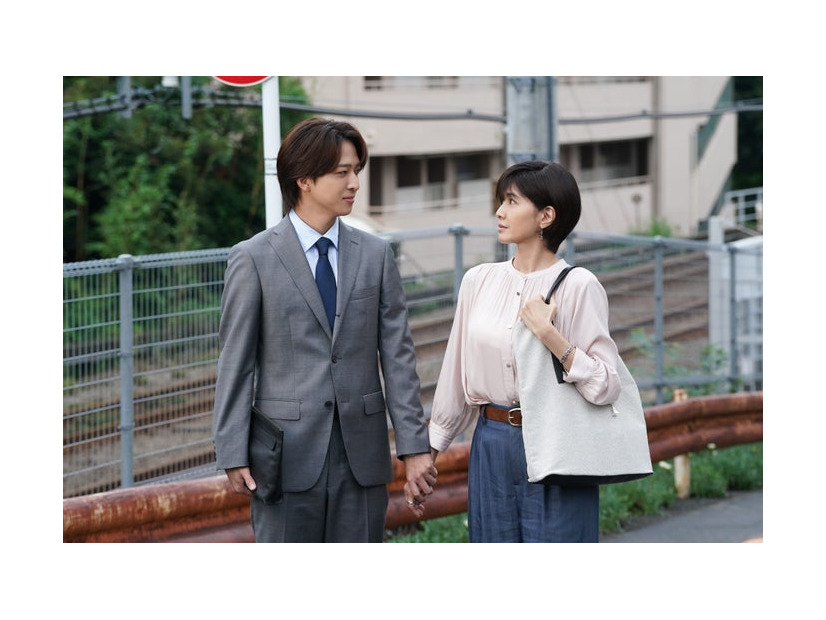 寺西拓人、内田有紀「ラストノート」第2話（C）フジテレビ