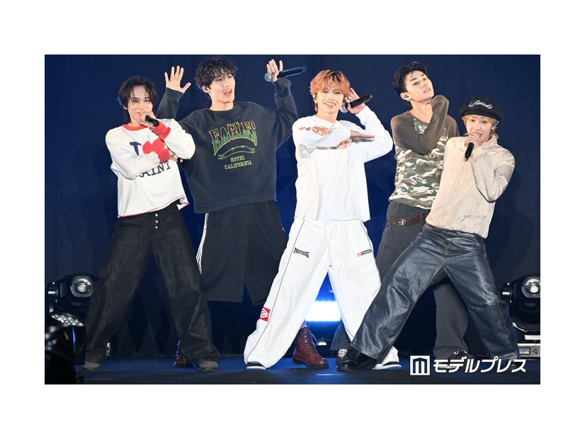 山下幸輝、鈴川直弥 、宮武颯、鈴陽向、池田優斗／WILD BLUE（C）モデルプレス