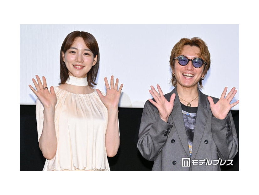 のん、安田章大（C）モデルプレス